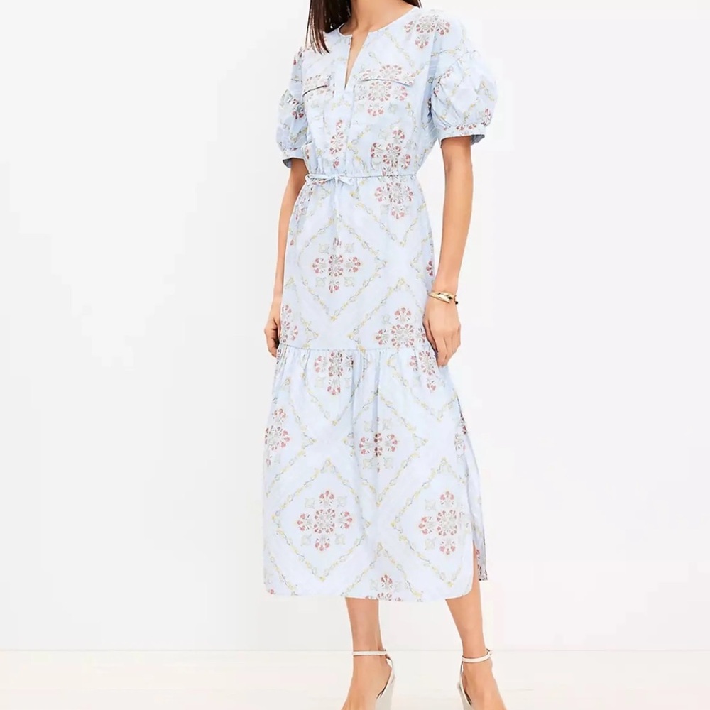 LOFT Light Blue Floral Tiered Midi Dress WITH SHORT BALLOON SLEEVES, SIZE S